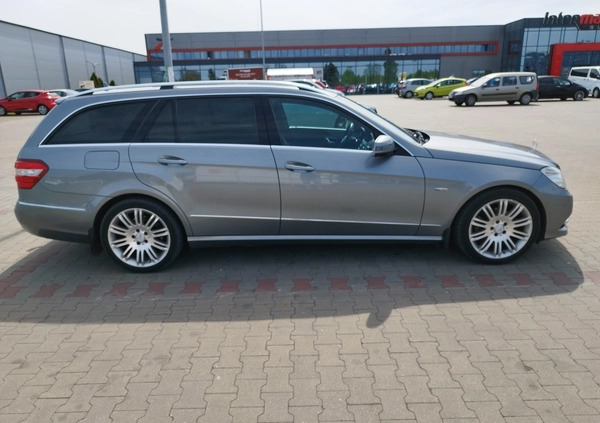 Mercedes-Benz Klasa E cena 49500 przebieg: 173000, rok produkcji 2010 z Luboń małe 172